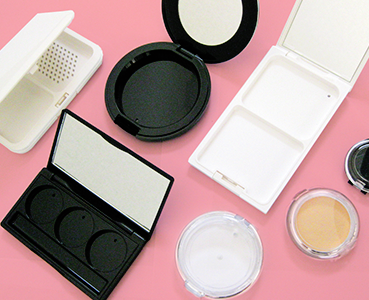 メイクアップ容器